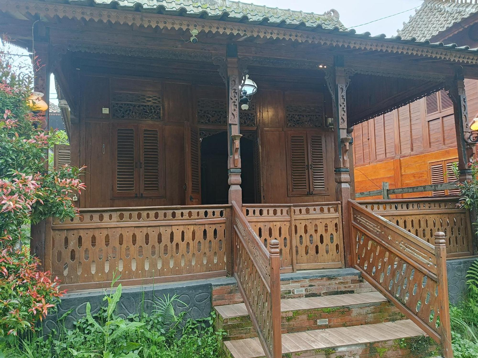 Villa Omah Kayu Bromo Ngadisari Exterior foto